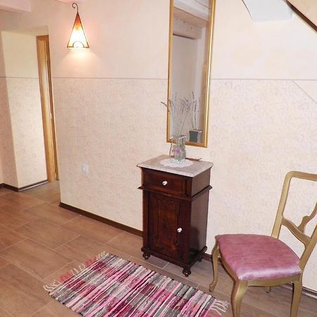 Studio Sijara Διαμέρισμα Motovun Δωμάτιο φωτογραφία